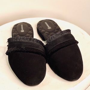 Black birdies slides